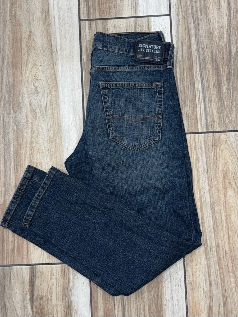 Signature by Levi Strauss Men's Slim Dark Wash Jeans - Blue